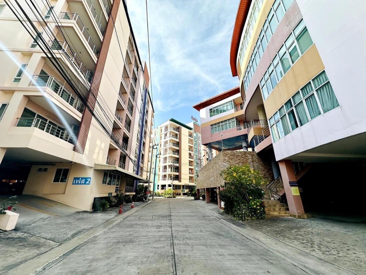 Wisdom Burg Bangsaen, Pool, Gym Apart otel Ban Rong Khoei Dış mekan fotoğraf